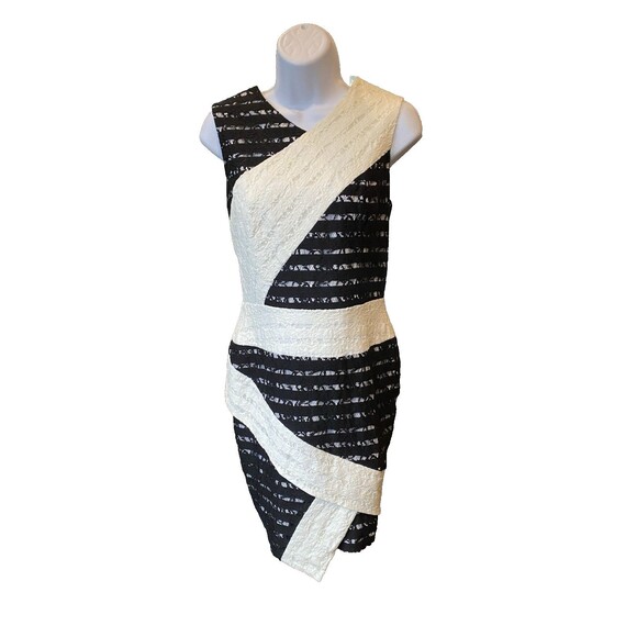 BCBGMAXAZRIA Dress Size 8 Dalia Mini Sheath White w/ Lace Detail Black White EUC - Picture 2 of 16